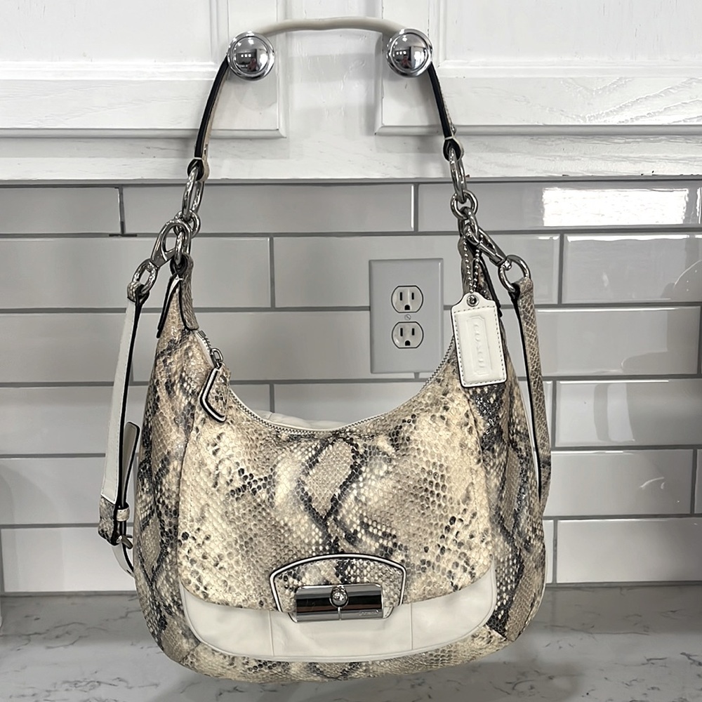 🤍 Coach white leather and snakeskin large purse